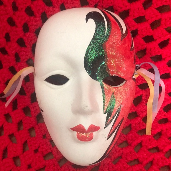 Rare Vintage Hand Painted Porcelain Mask‼️Final Price Drop - Picture 7 of 16